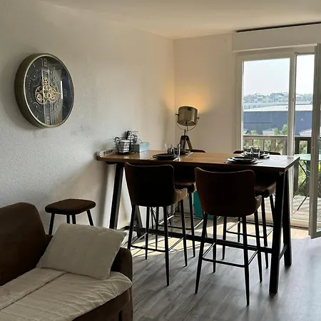 Cabourg: 2 Pieces, Proche Plage, Balcon, Wifi - Fr-1-487-374 דירה