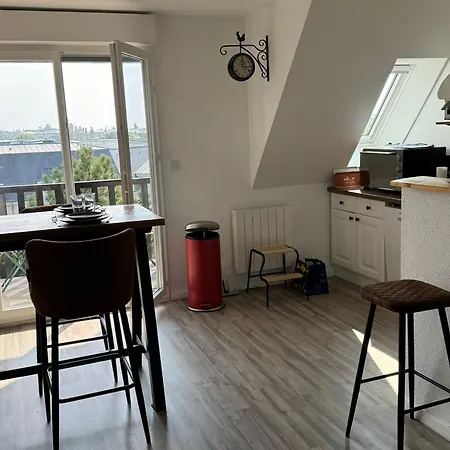 Cabourg: 2 Pieces, Proche Plage, Balcon, Wifi - Fr-1-487-374 Appartement *