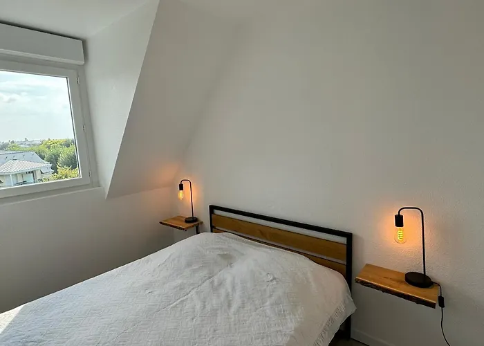 Cabourg: 2 Pieces, Proche Plage, Balcon, Wifi - Fr-1-487-374 Apartment *