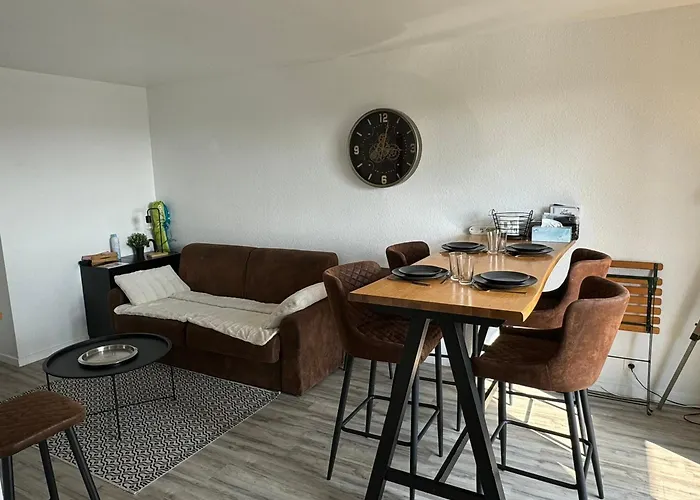 Cabourg: 2 Pieces, Proche Plage, Balcon, Wifi - Fr-1-487-374 Apartment *