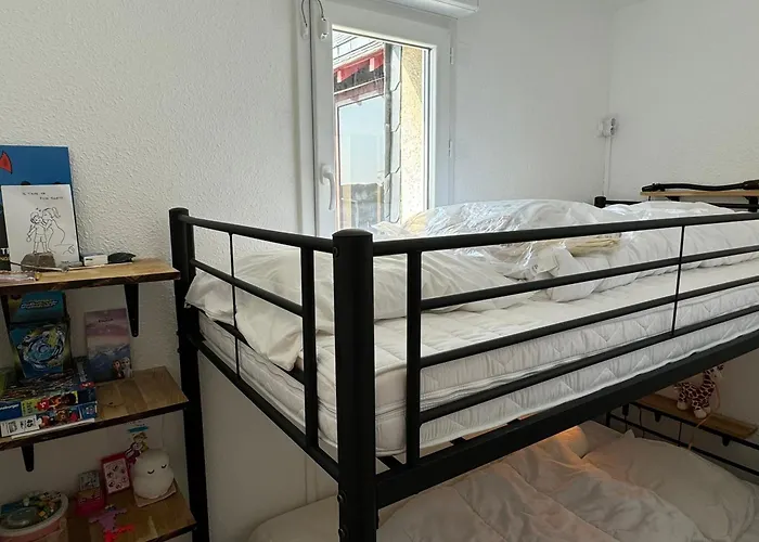 Cabourg: 2 Pièces, Proche Plage, Balcon, Wifi - Fr-1-487-374 Appartamento *